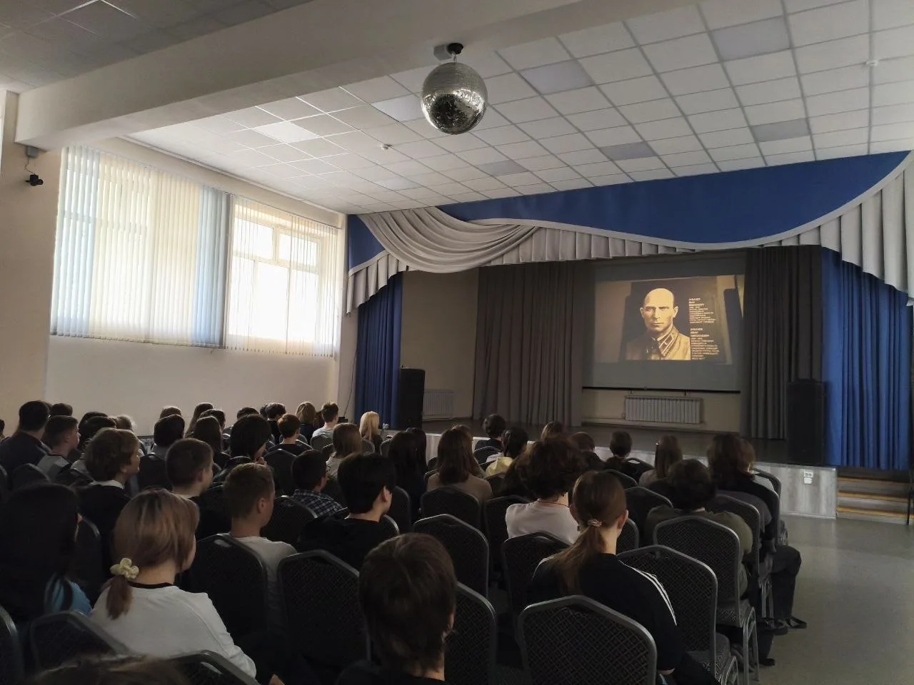 🎬 Школа № 6 приняла участие в акции «Кино Победы»! 🎬  Наша школа присоединилась к патриотической акц