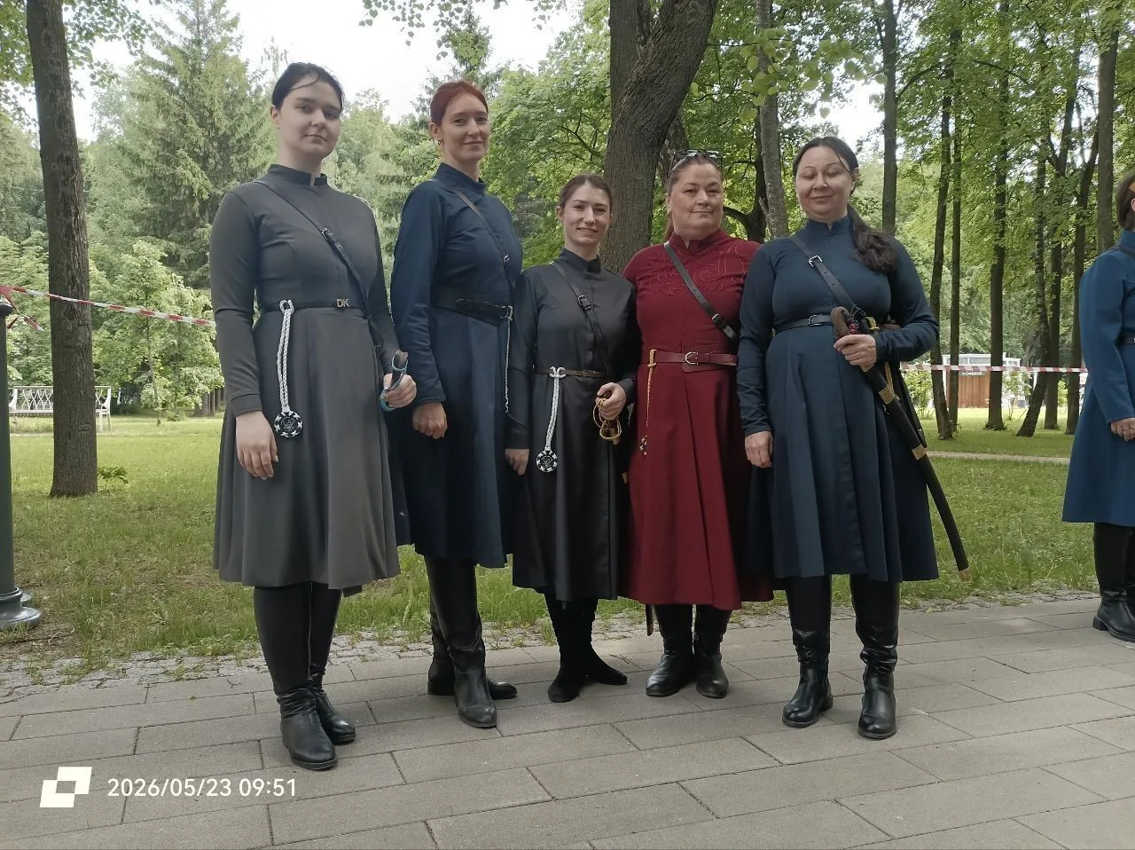 Если вы думаете, что фехтование шашкой - это исключительно мужская прерогатива, то  мы ...