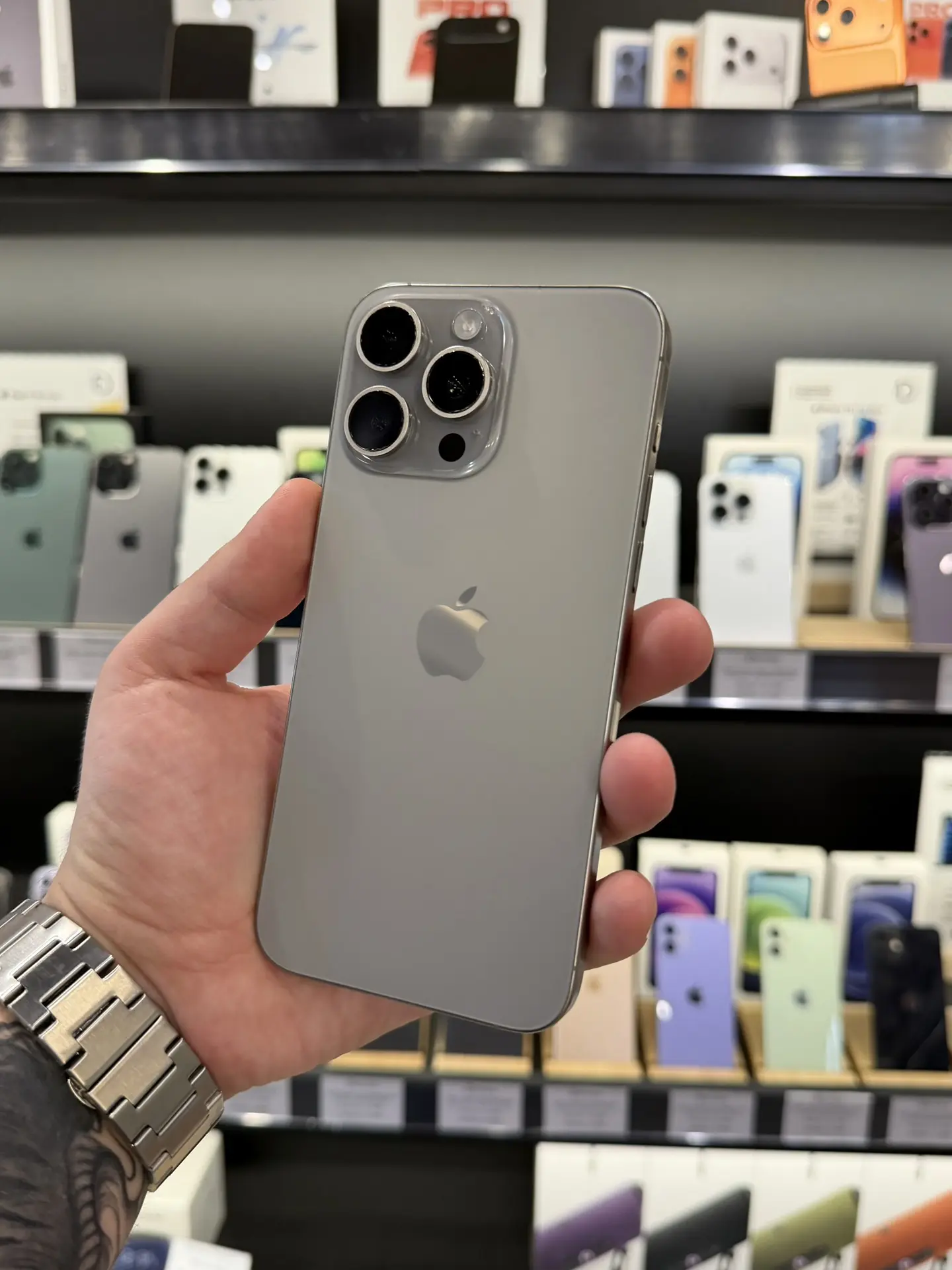 📱iPhone 15 Pro Max, 256GB🩶

АКБ: 82%🔋

Желанный всеми✅

💰Цена-огонь: 
48.990₽

Советская 33, маг