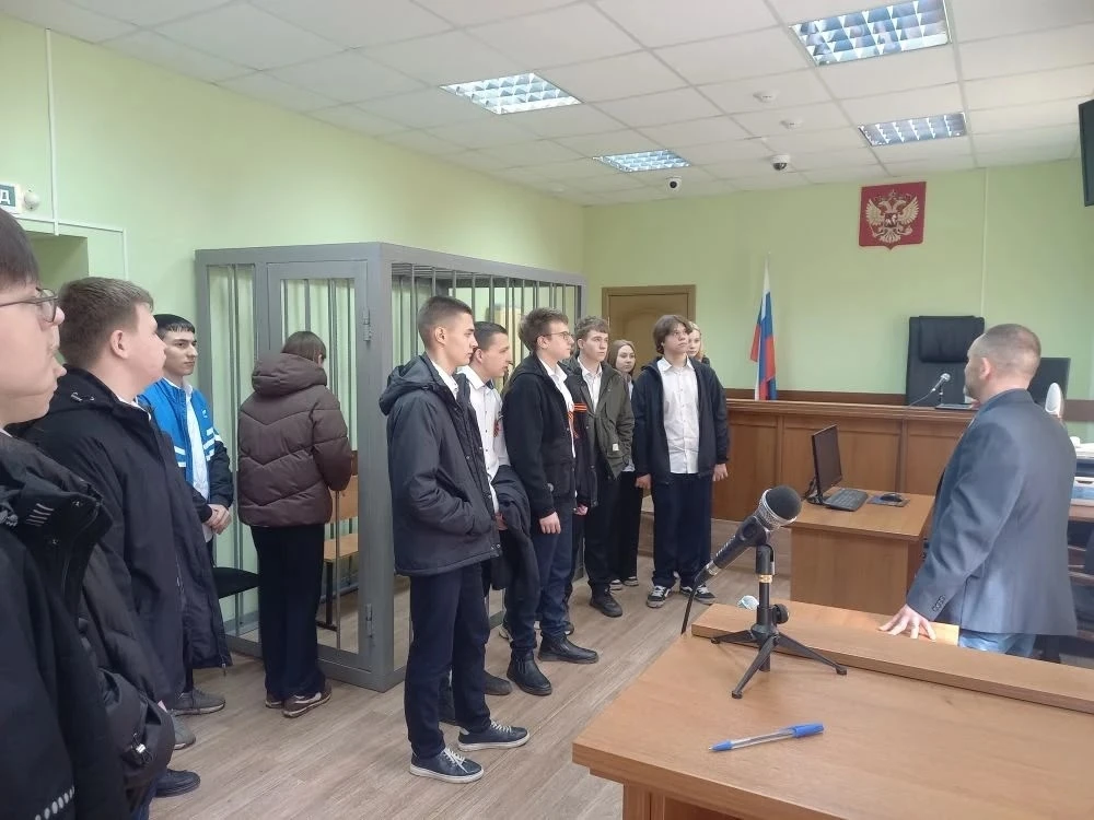 В рамках Всероссийской акции «Неделя без турникетов» обучающиеся 9 «Б» класса посетили Староюрьевски