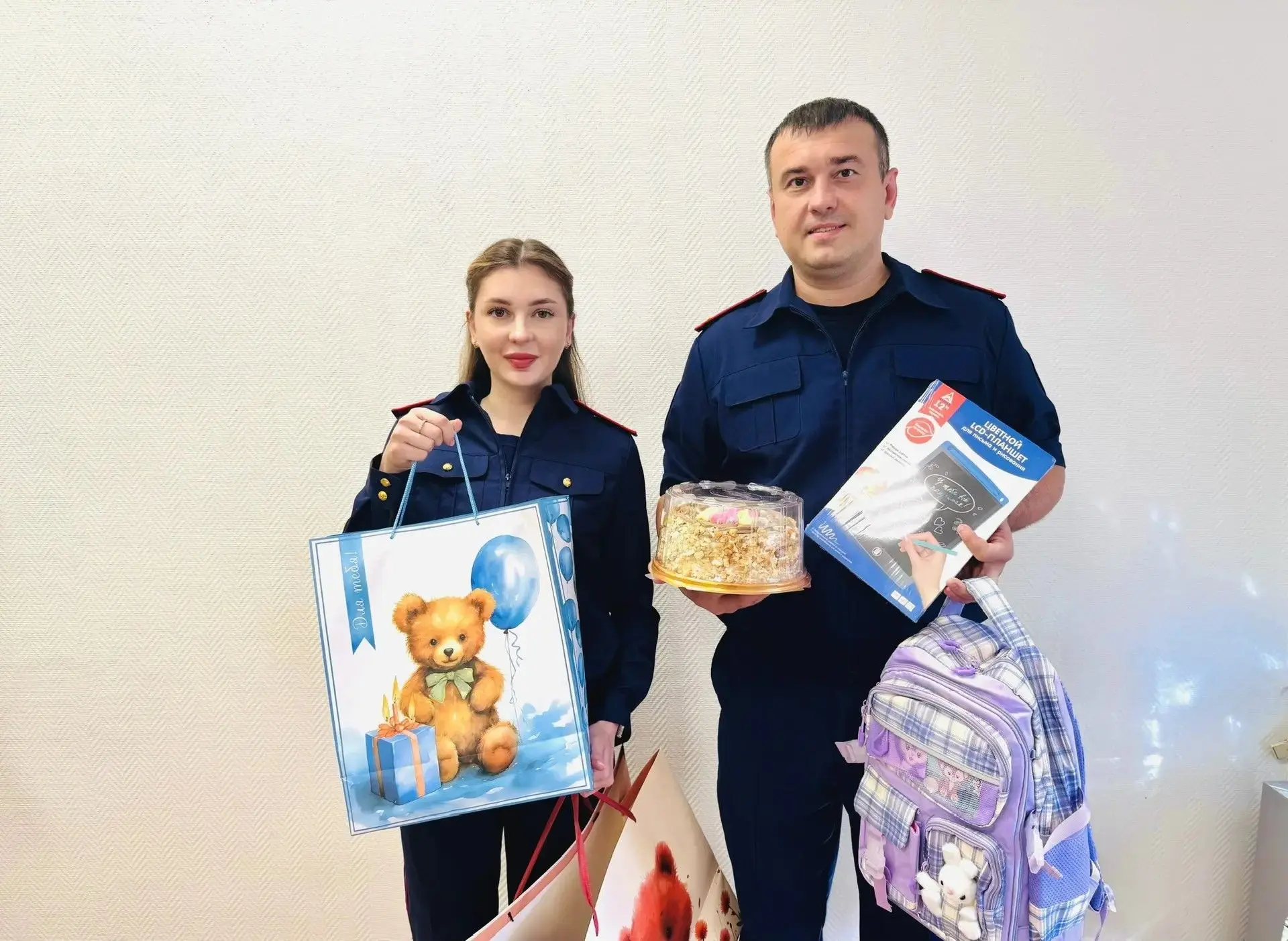 🍁🎒В преддверии Дня знаний сотрудники следственного управления и территориальных следс...