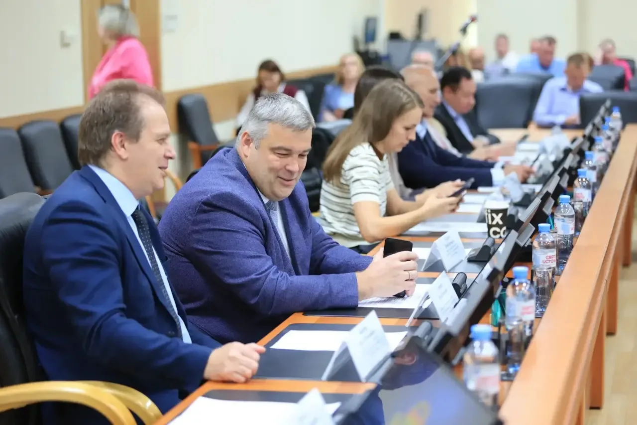 🎓 Каких специалистов ждут высокотехнологичные компании Москвы?

Этот вопрос обсудили на заседании С