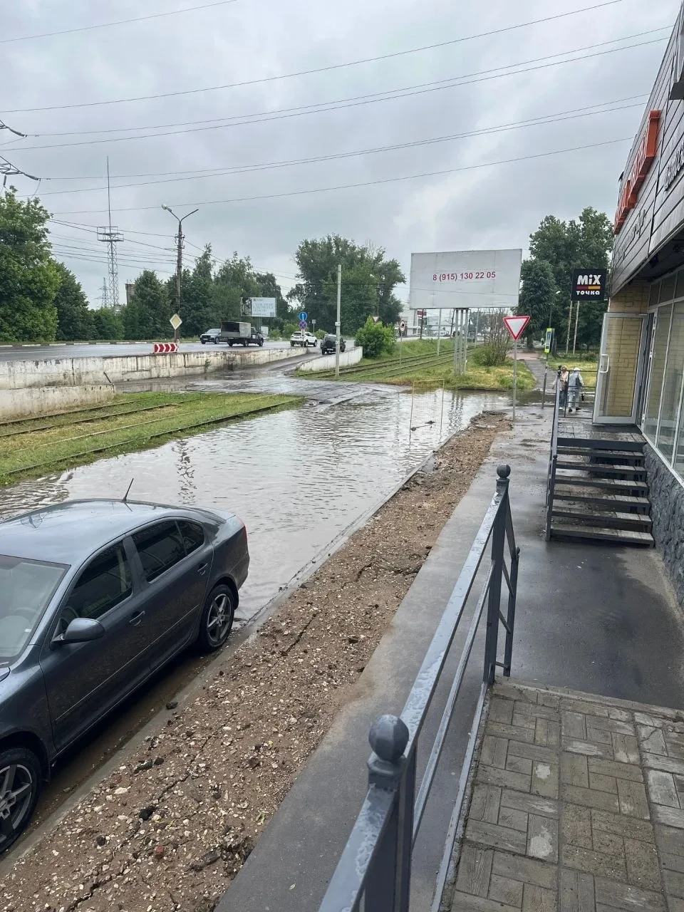 🤦‍♂️Вода на «Голутвинке» не уходит!
Теперь это «Залив Дзержинского»!