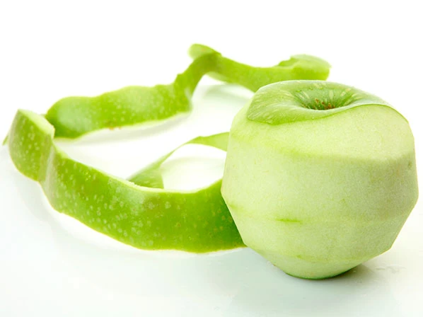Настоящая польза яблока – в кожуре🍏

Пост для любителей срезать шкурку и наслаждаться только мякотк
