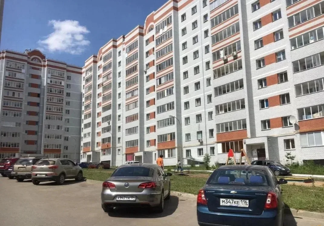 Г Казань Сдаём 1 комнатную квартиру по улице ЗАВОЙСКОГО, 17. Рядом с ТЦ ФРАНТ и остановка ЧИШМАЛЕ. Н
