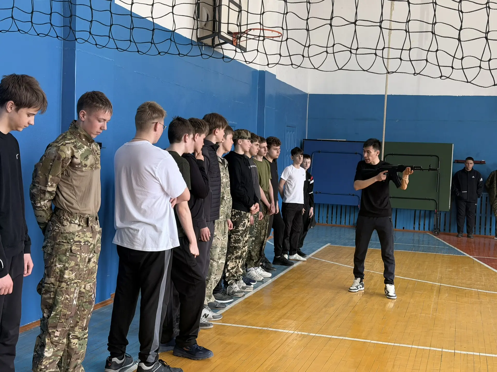 В нашей школе проходят военные сборы для учащихся 8-х классов!  В этом году наши восьмиклассники при