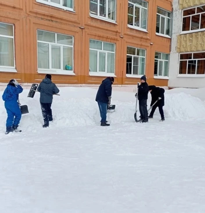 👫🥞ПОДГОТОВКА К ПРАЗДНИКУ ШИРОКОЙ МАСЛЕНИЦЫ🥞👫  У природы нет плохой погоды. Для наших ребят эти слова