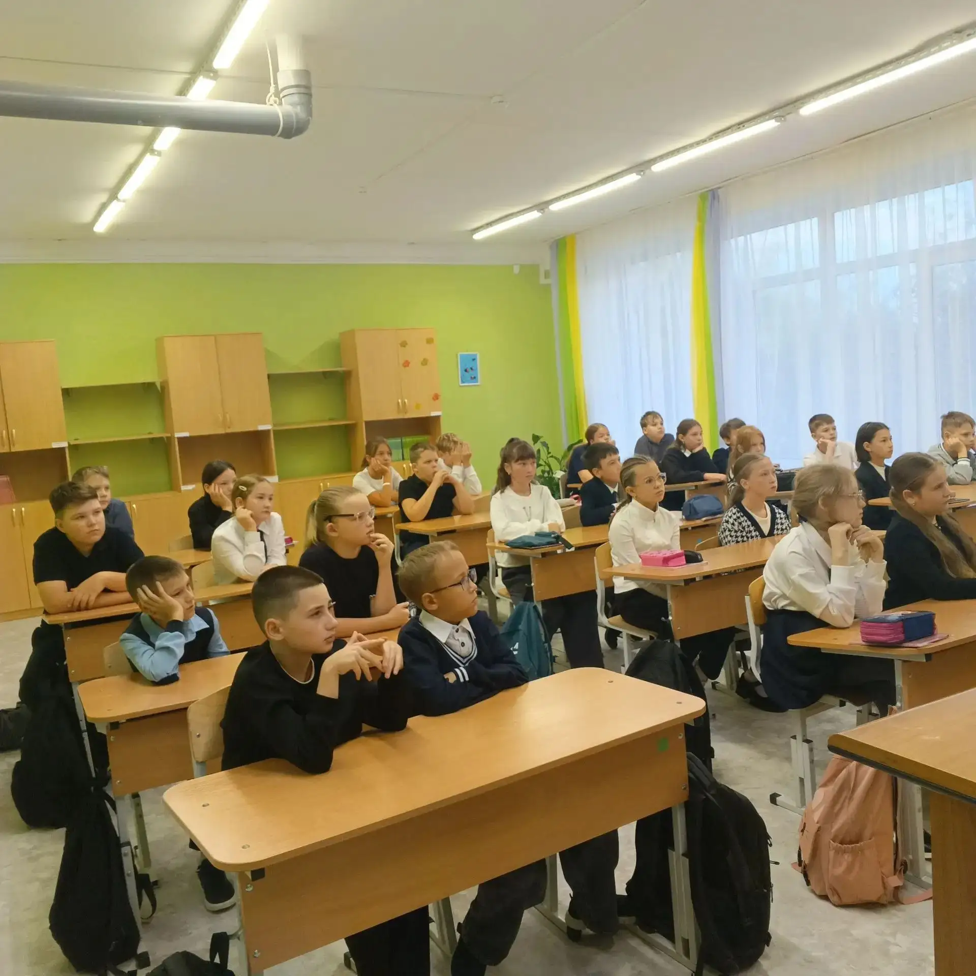Сегодня прошли внеурочные занятия в рамках цикла «Разговоры о важном». Они были посвяще...