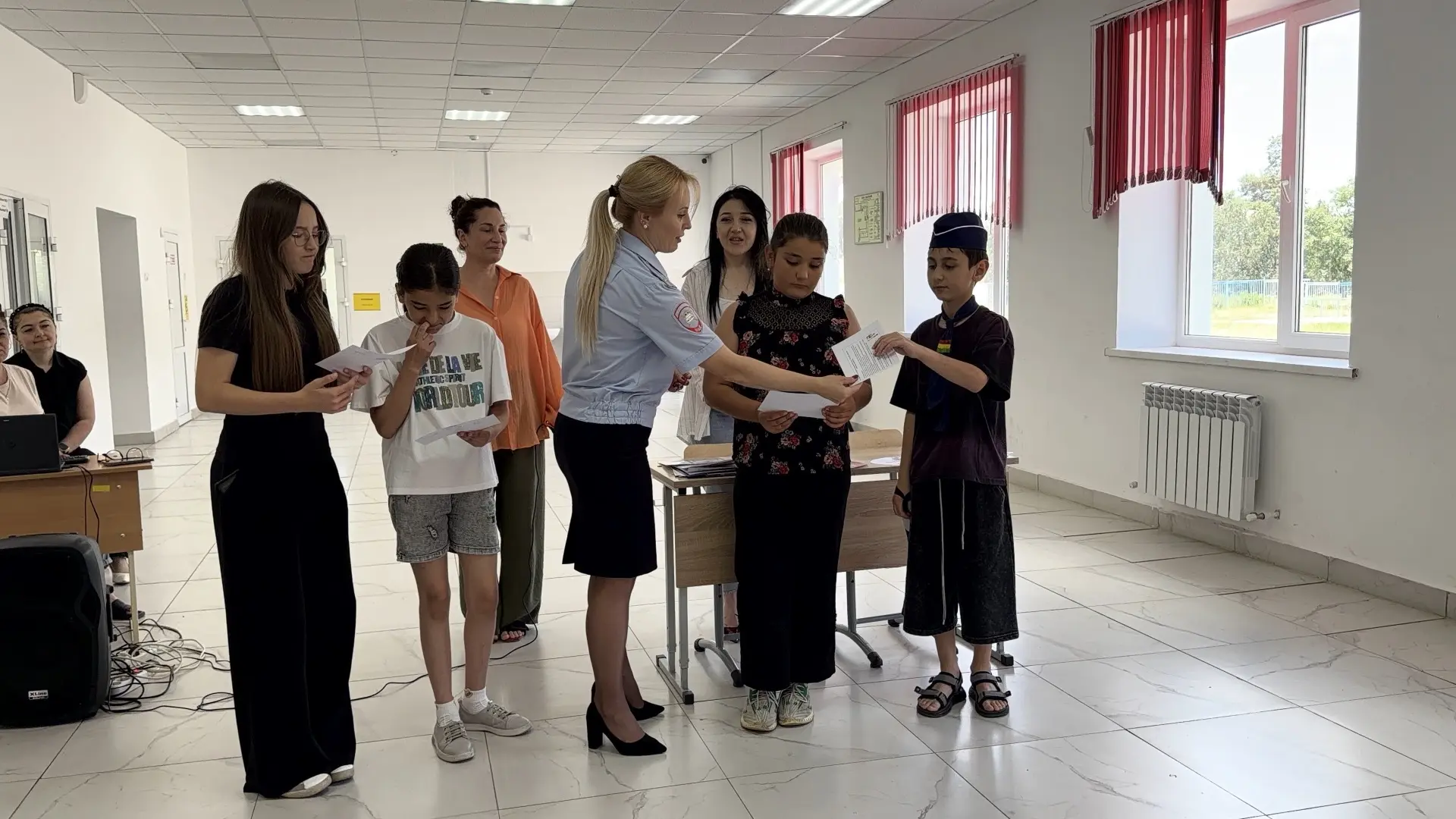 Безопасность превыше всего: в школьном лагере прошло мероприятие по ПДД!