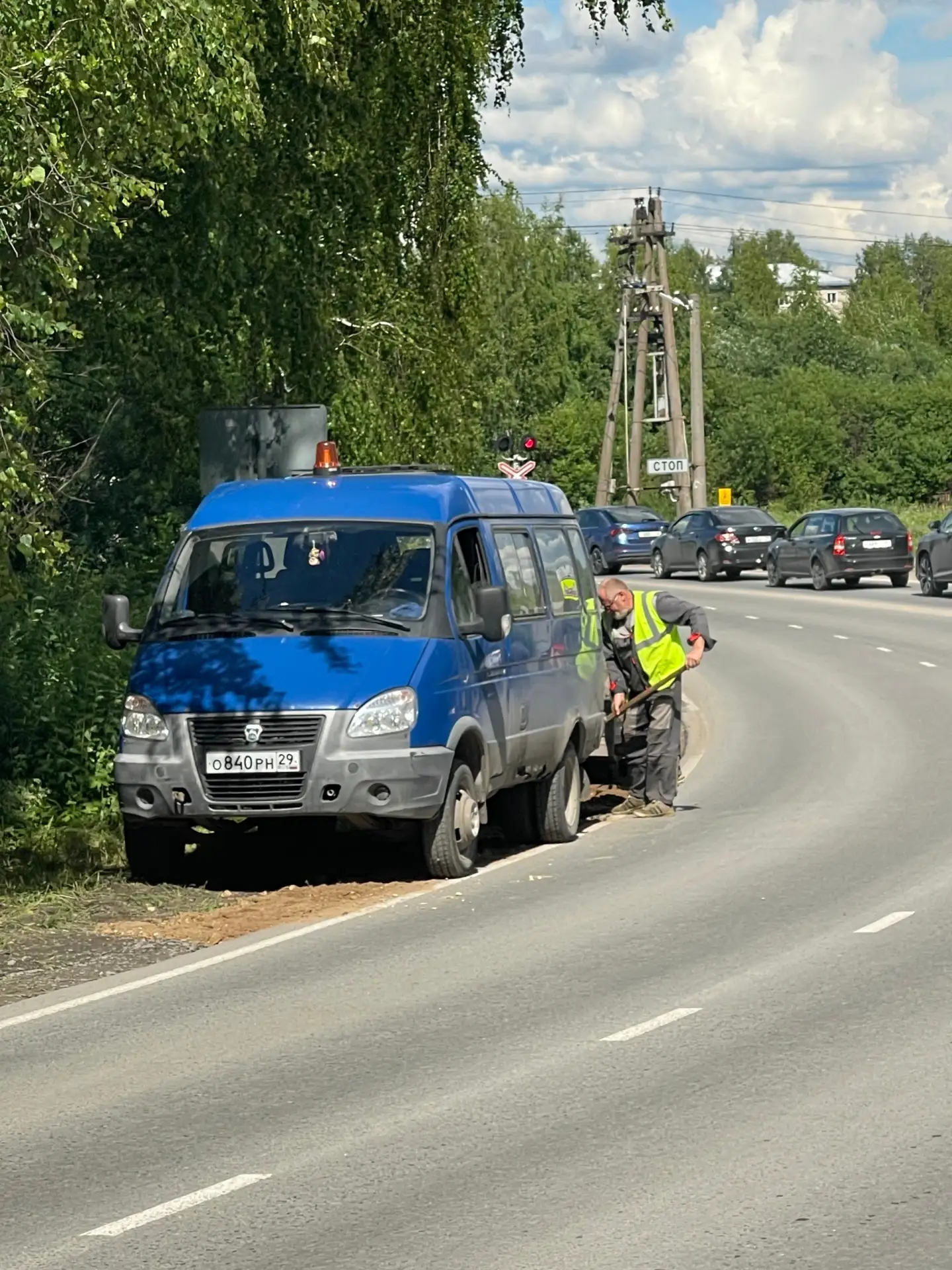Ров засыпали 👍 в котором можно было колесо потерять