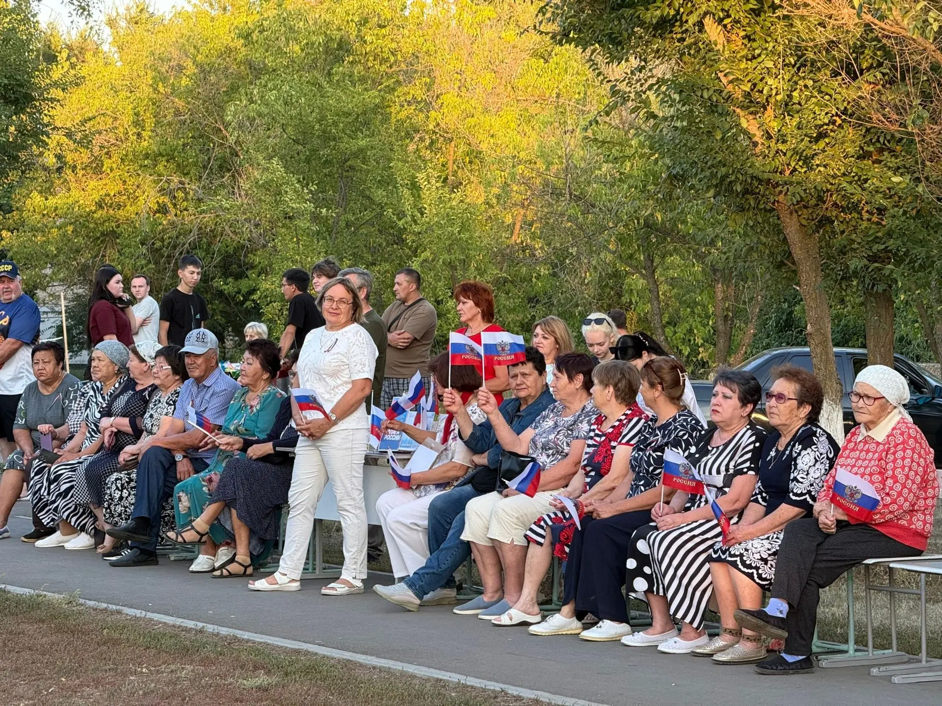 22 августа в центральном парке села Еруслан прошёл вечер отдыха «Знамя единства», приур...