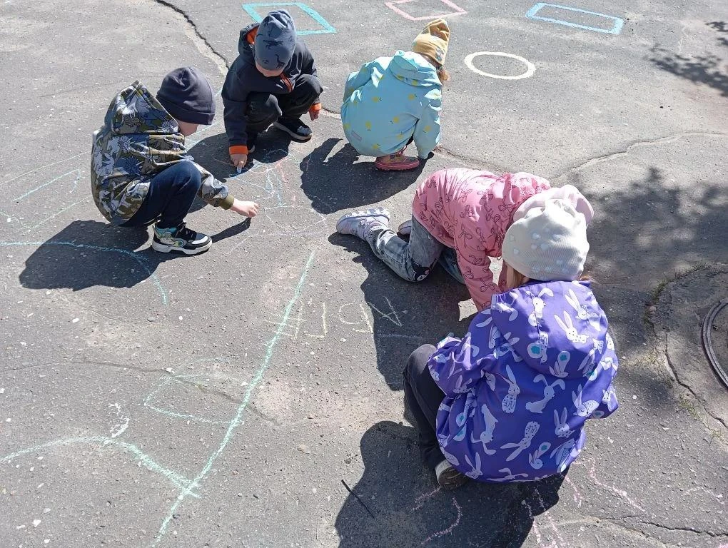 1 июня "День защиты детей" праздник в группе "Гвоздика"

#Рябинушка_148
#Прообразование29
#Провоспит