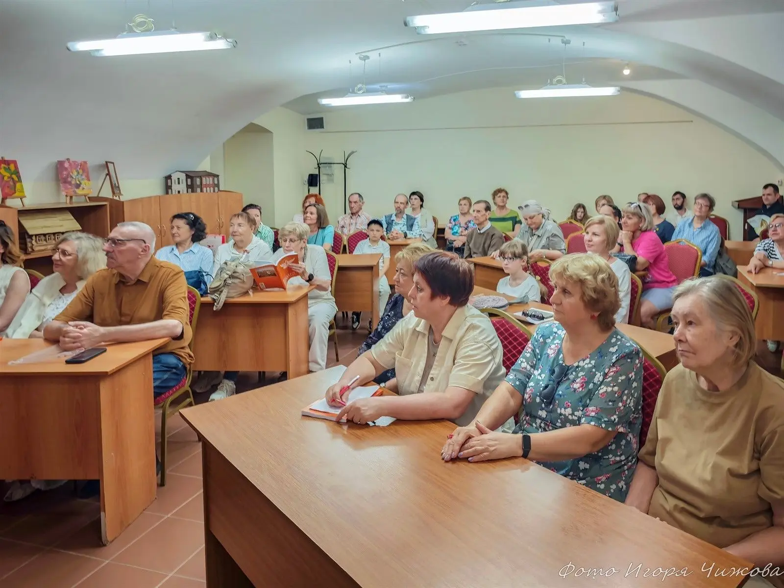В Радищевском музее состоялась встреча с участницей Народной студии изобразительного ис...