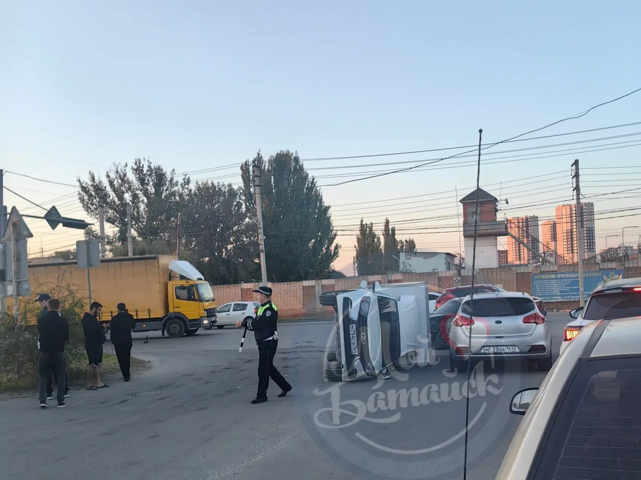 ДТП на выезде с парковки Гипермаркета на М. Горького