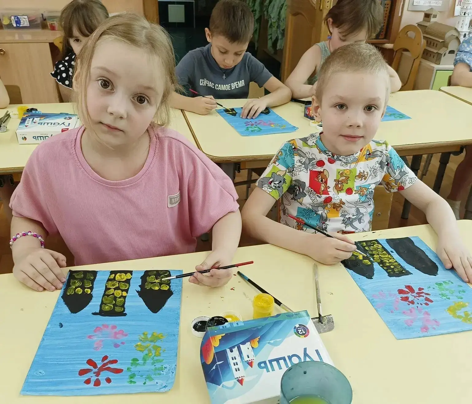 🎆 День салюта Победы у дошколят: рисуем, помним, радуемся  Ребята узнали, как в 1945 году впервые пр