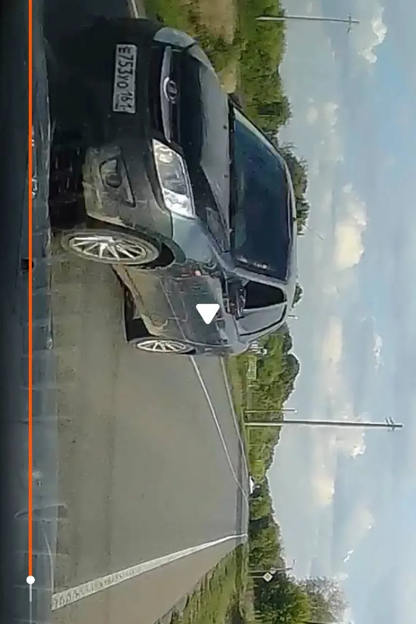 Товарищи Автоинспекторы обратите пожалуйста внимание, сегодня чуть не убил всю семью на...