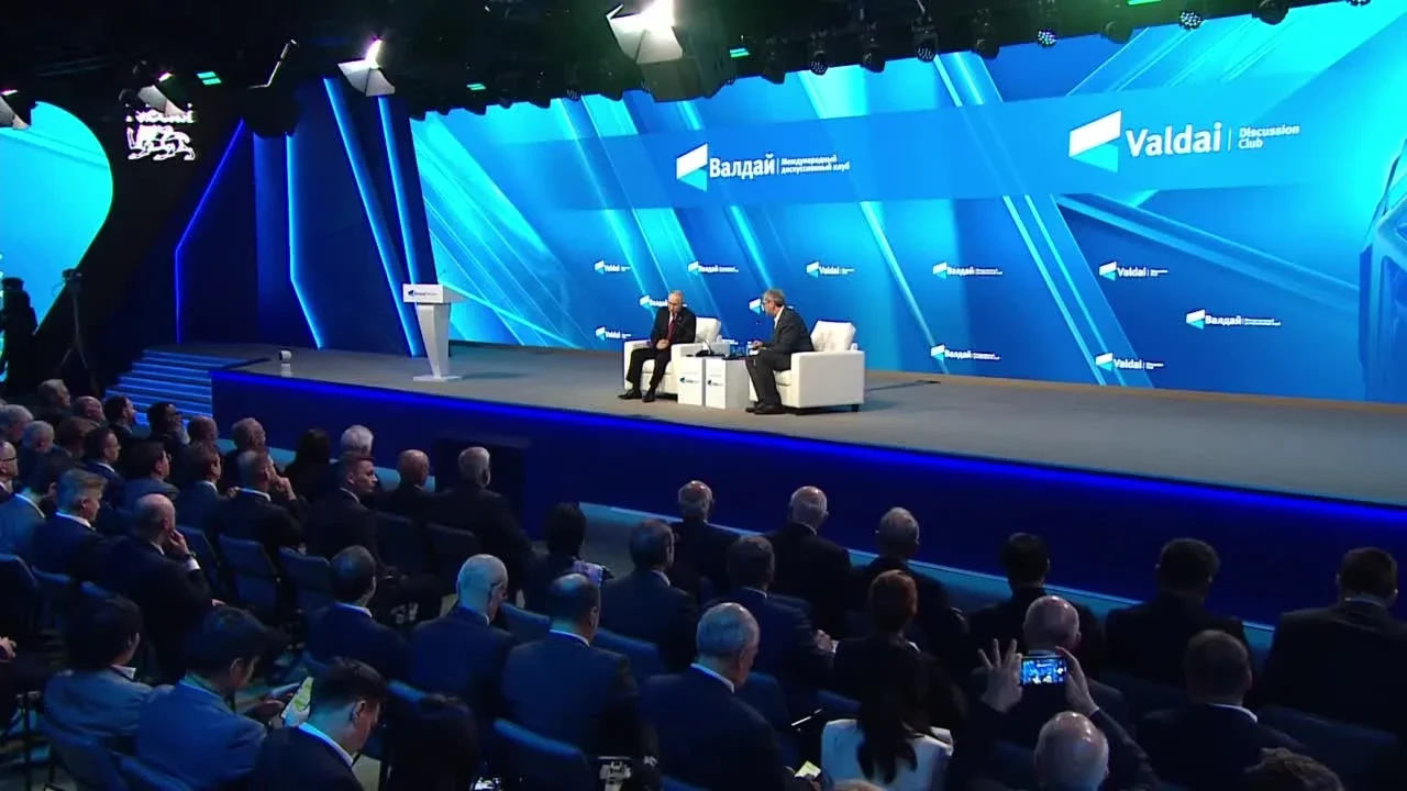 "Принцип "сила есть — ума не надо" кажется самым подходящим для некоторых международных...