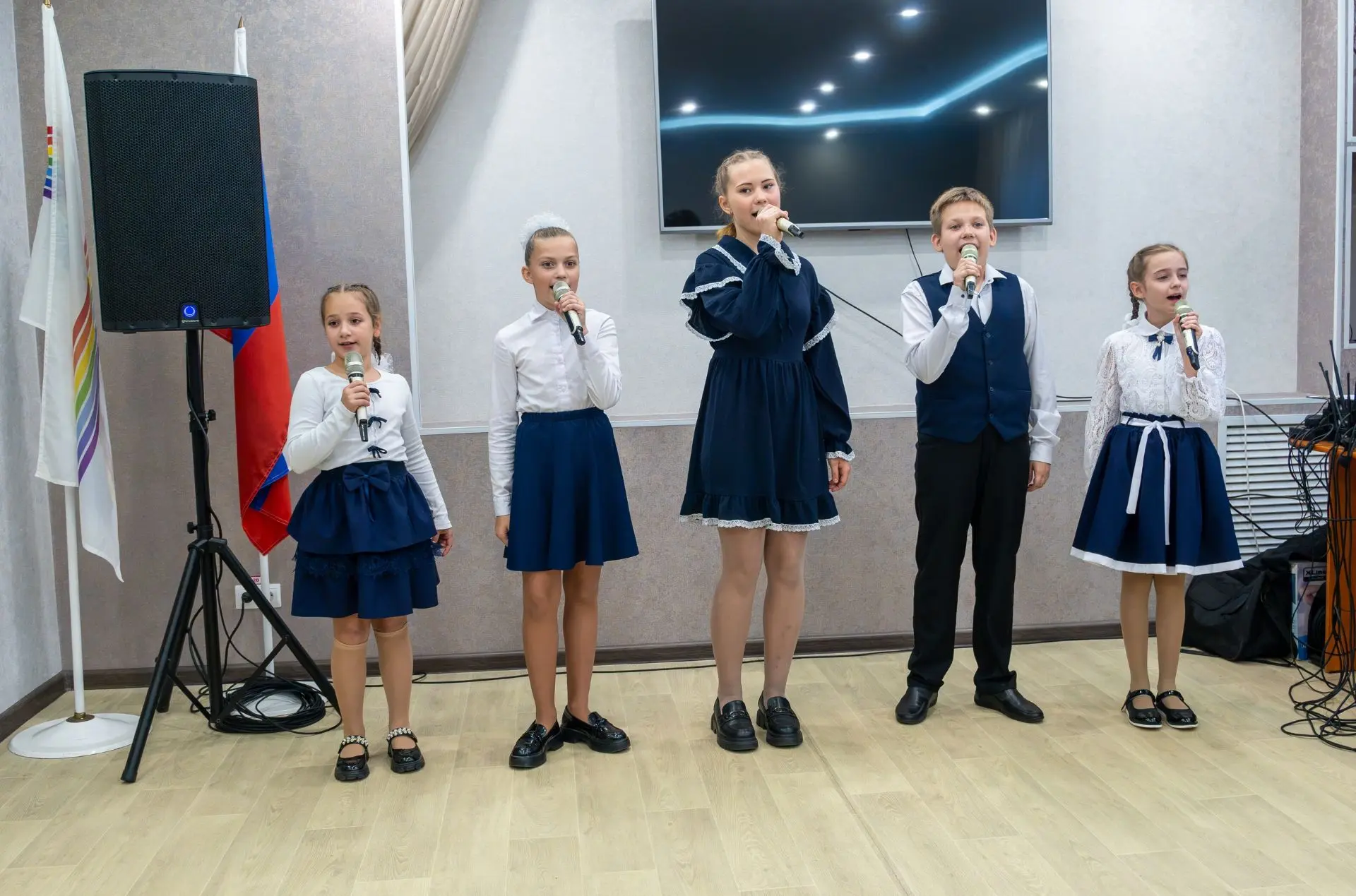 🎶 Мы продолжаем радовать людей золотого возраста.
