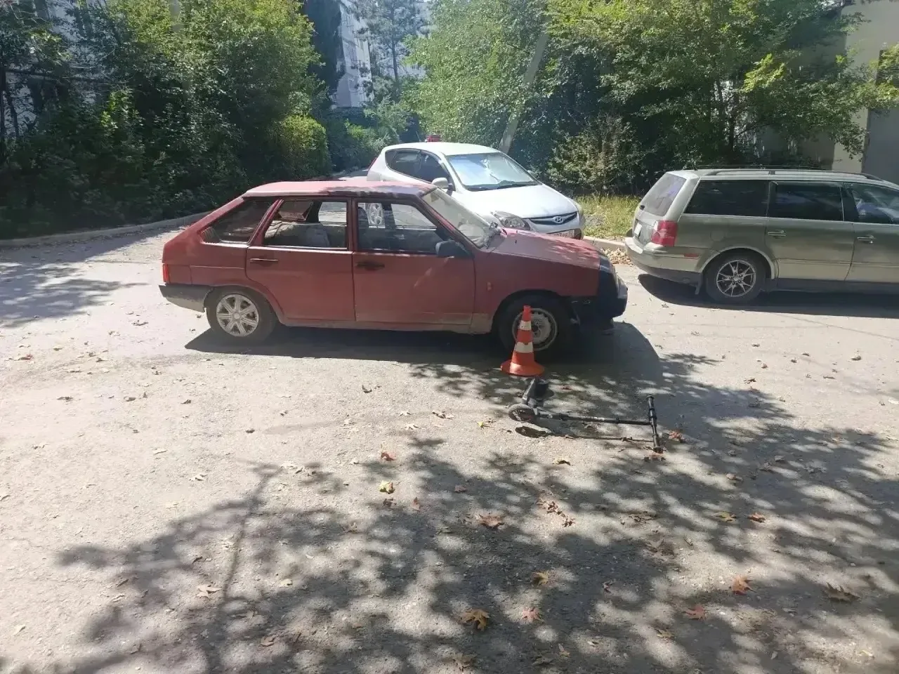 Госавтоинспекция Севастополя работает на месте ДТП с пострадавшим несовершеннолетним 

По предварите