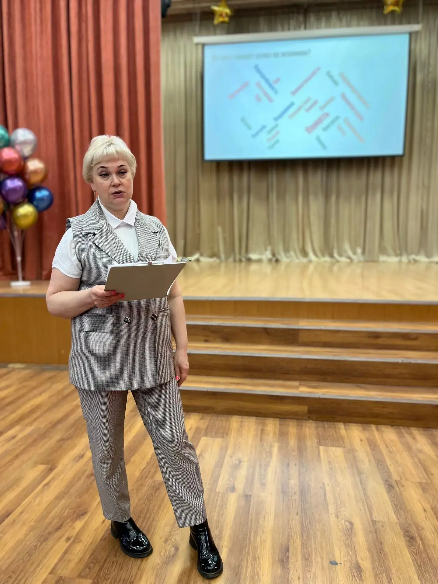 Экзамены: как поддержать ребёнка  ✨ Для учителей 9 и 11 классов состоялся лекторий — «Экзамены: как 