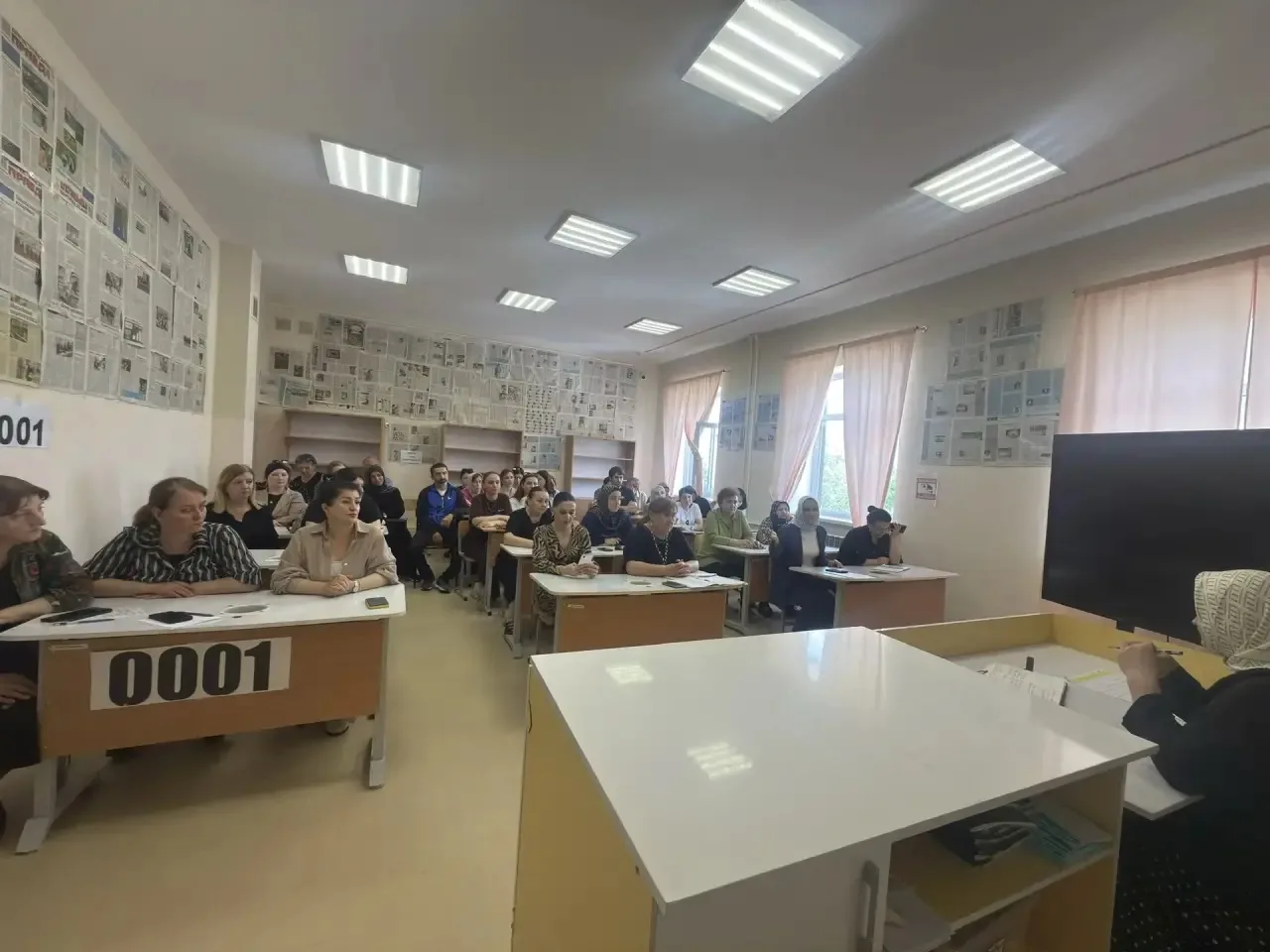 📋 Итоги года подведены: в нашей школе состоялся финальный педсовет!