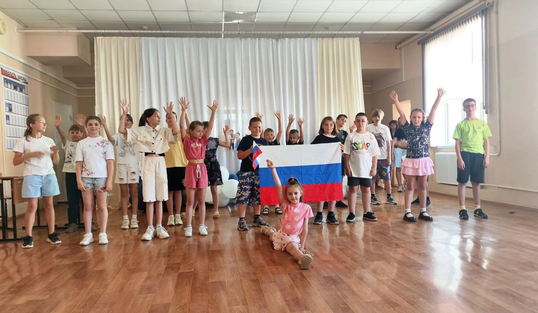 🇷🇺 День России в пришкольном лагере «Планета орлят России»

«Россия – ты моя звезда,  
Ты – моя су