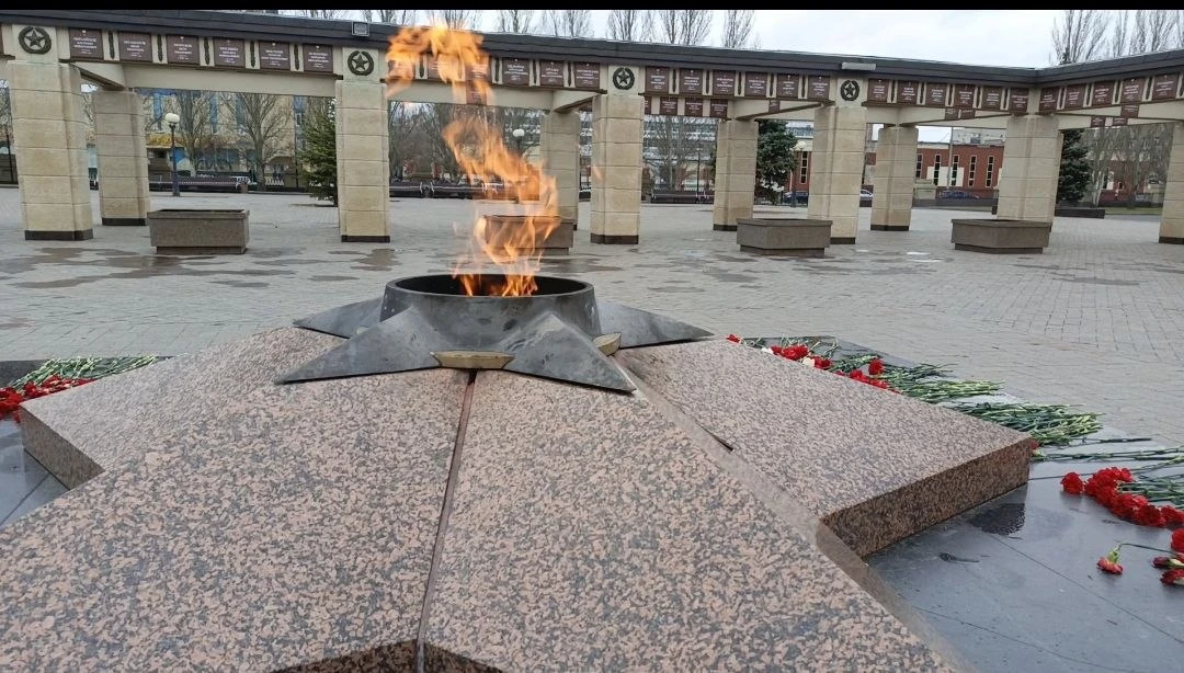 С Днем Великой Победы!