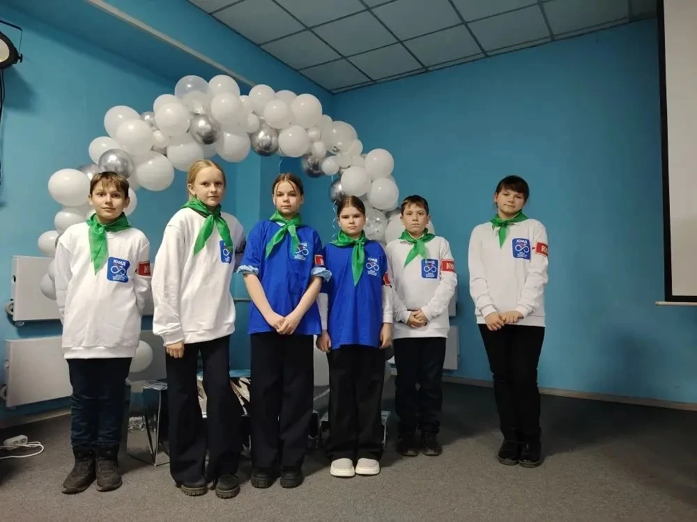 Сегодня прошёл городской конкурс «Ускоренная помощь» среди отрядов ЮИД.  Наш отряд ЮИД «Дорожный пат