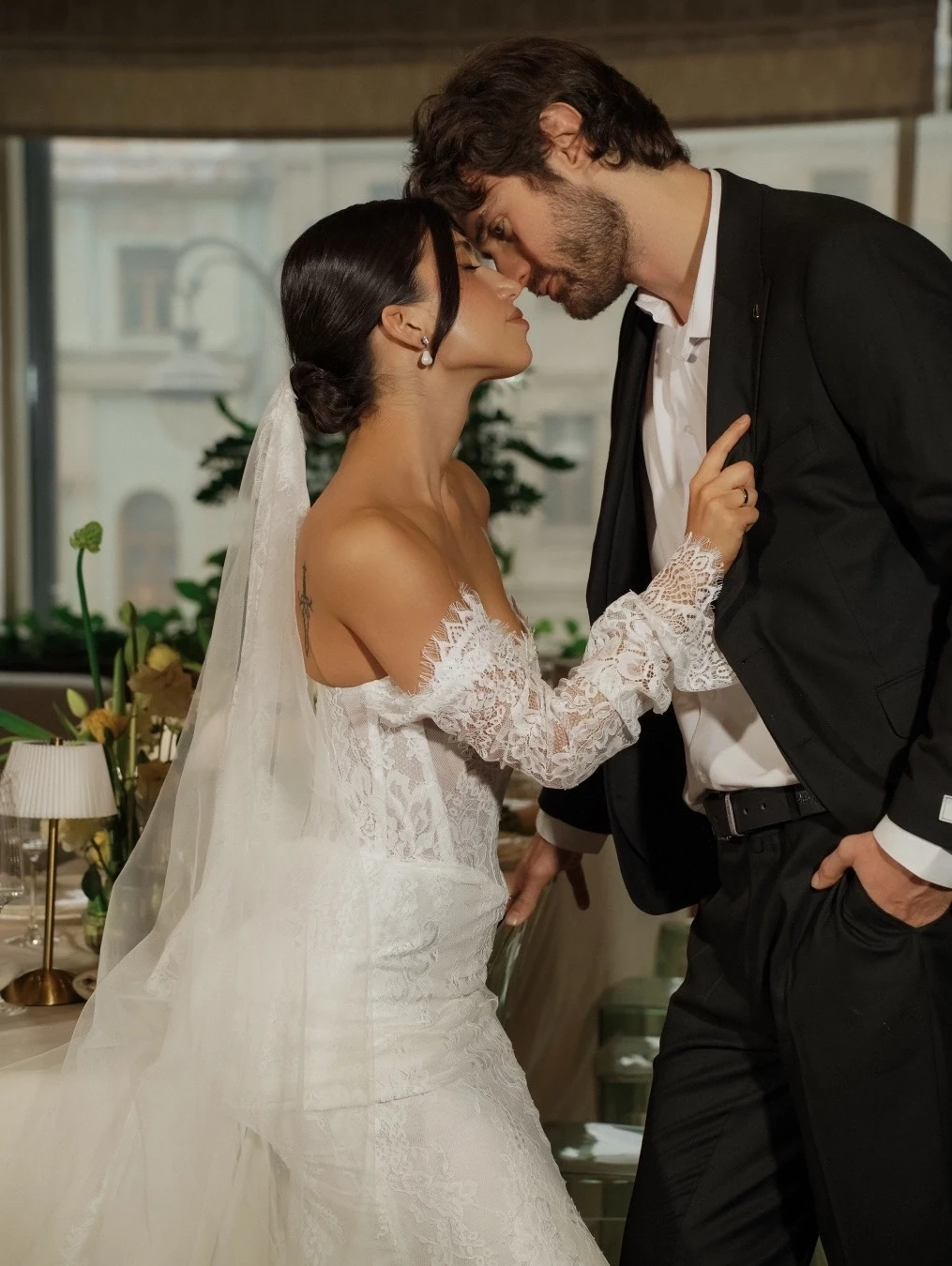 Свадьба в Клубной гостиной Hotel Continental

Есть события, для которых особенно важны атмосфера, де