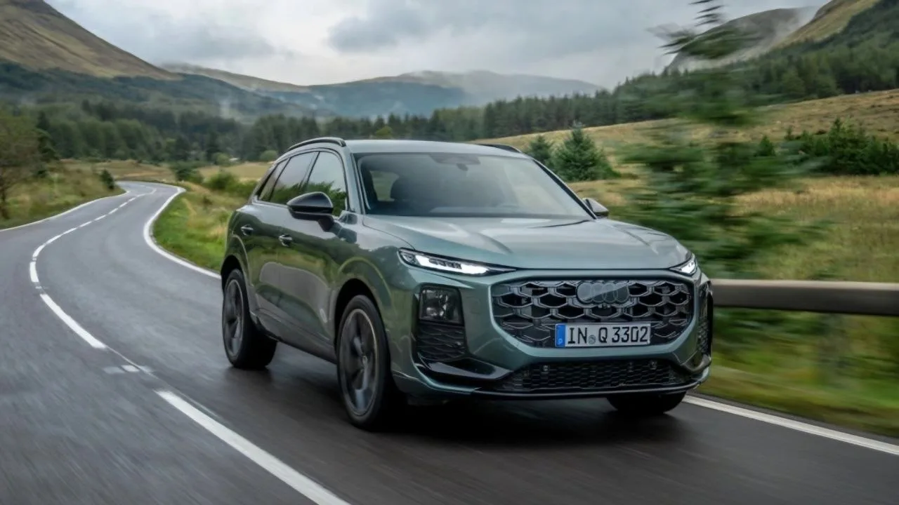🚗✨ Новый Audi Q3: вроде без революции, но ощущается иначе

Audi обновила свой компактный кроссовер 