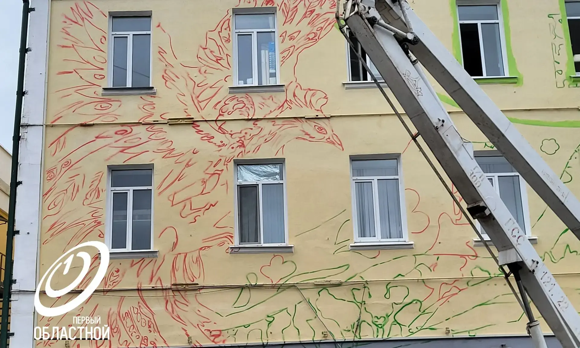 На улице Ленина, возле МФЦ, появляется новый мурал. Судя по наброску, он будет посвящён Орлу.