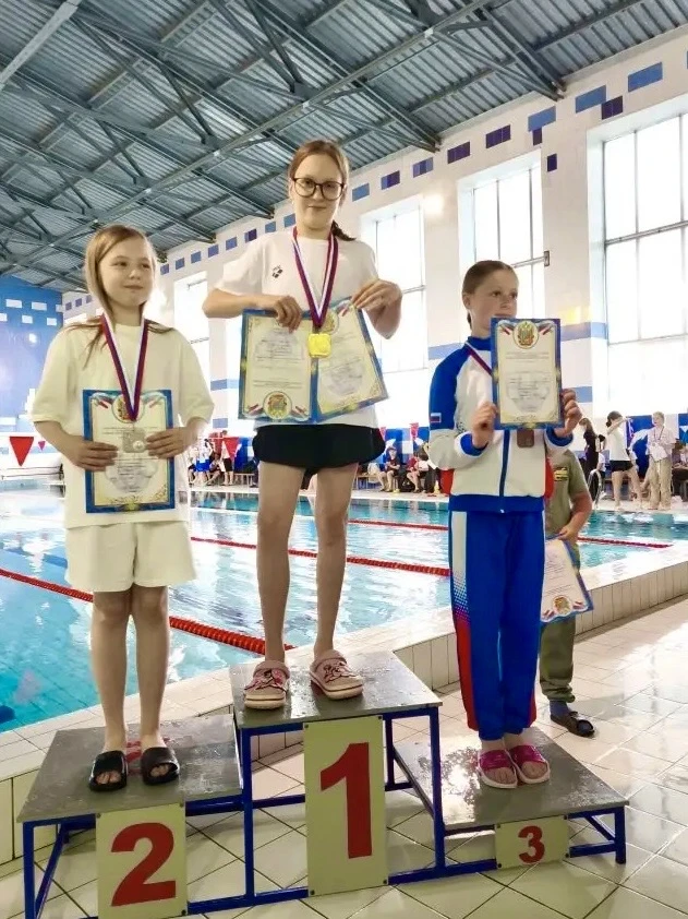 ПОБЕДА В СОРЕВНОВАНИЯХ ПО ПЛАВАНИЮ🏊‍♀️  В минувшие выходные прошло Первенство Мясниковского района п