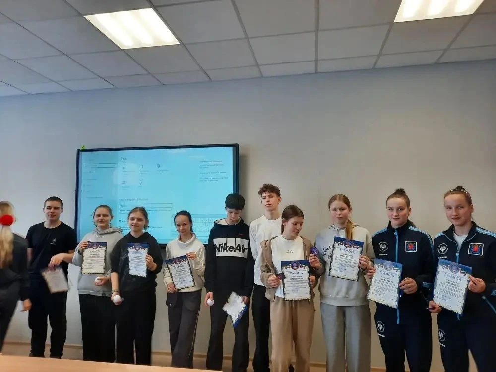🎉🏆 Поздравляем команду 8В с первым местом в открытом городском мероприятии по метрологии и профориен