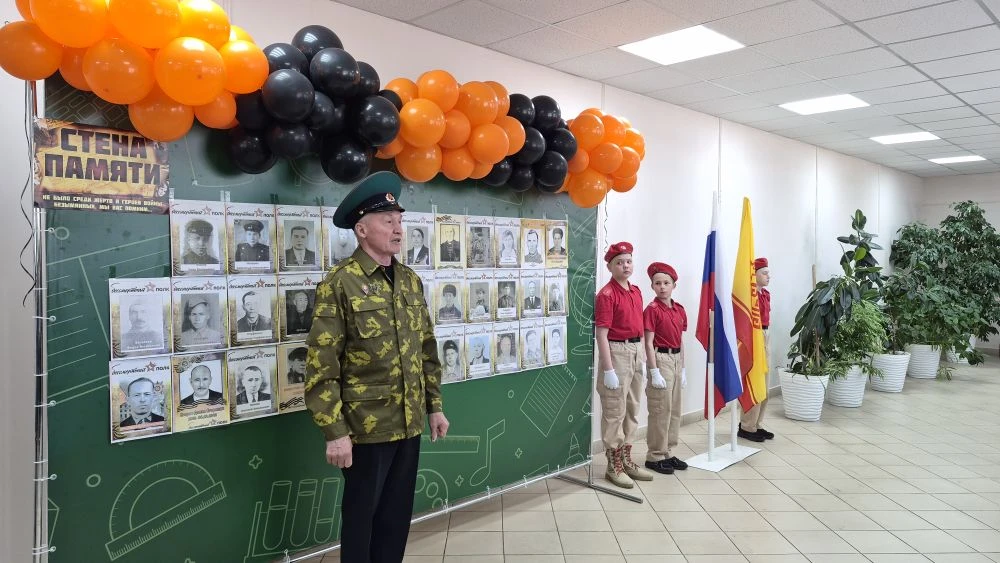 🎖Сегодня на школьной линейке председатель Пограничного братства Чебоксарского муниципа...