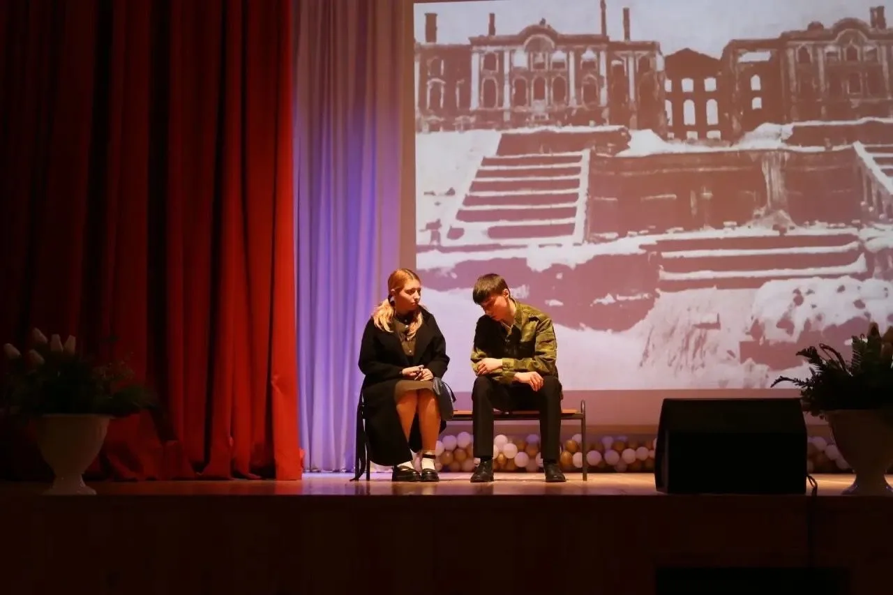 🎭С Днём Победы! 🌷 В этот особенный день, участники школьного театра «Модерн» под руководством педаго