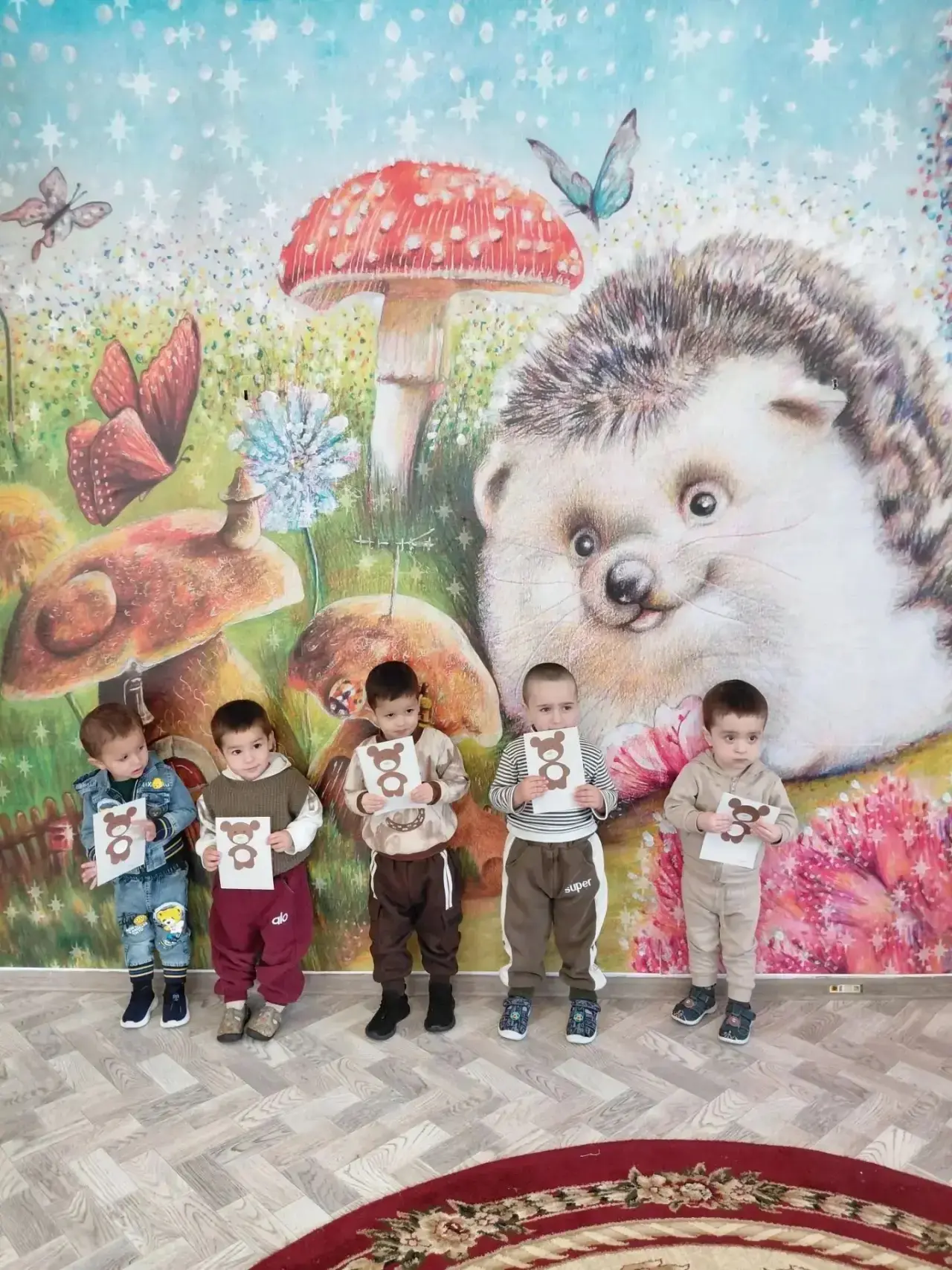 🥳Сегодня в группе «Улыбка» было шумно и весело — к нам в гости пришёл... 🧸Мишка косол...