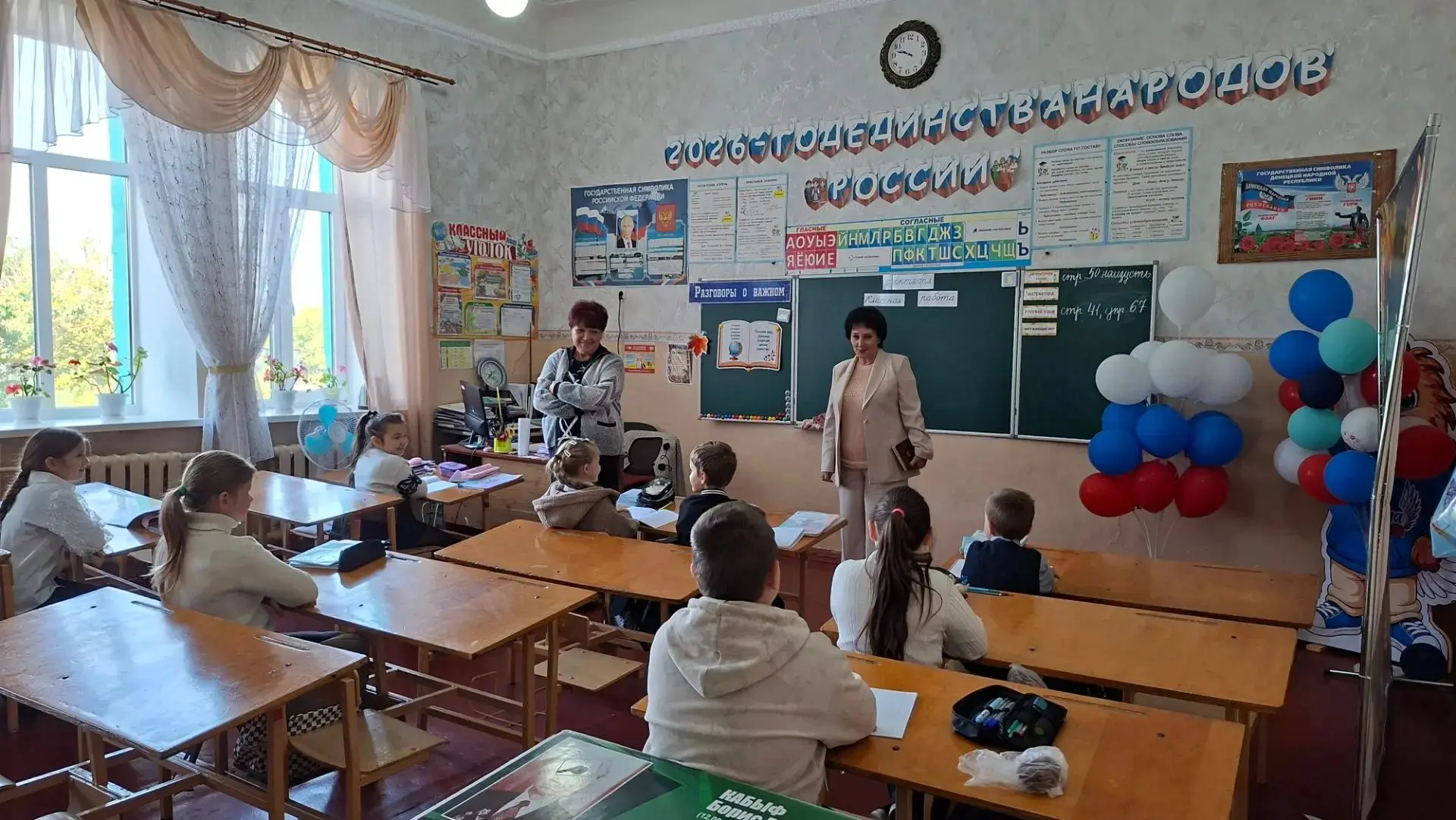 Вчера в рамках рабочей встречи посетила школу №20 в городе Макеевка