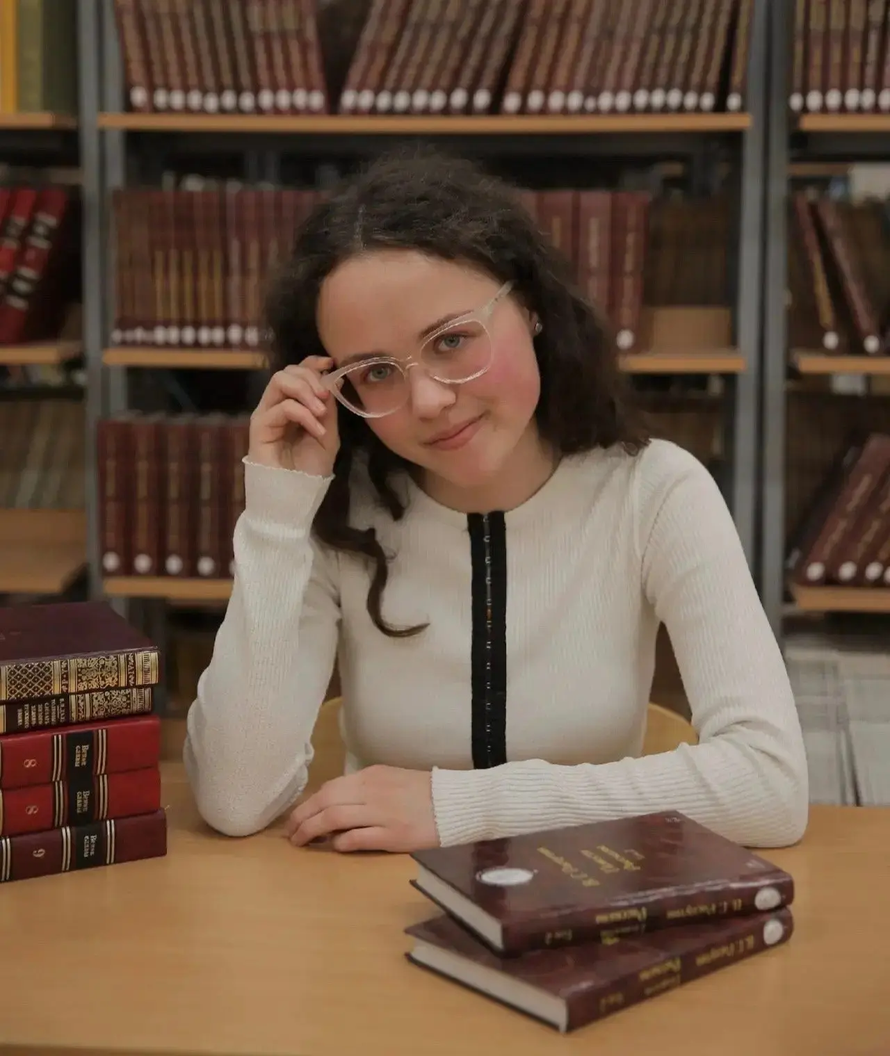 💯 100 баллов по химии! Выпускница из Ерцево покорила ЕГЭ