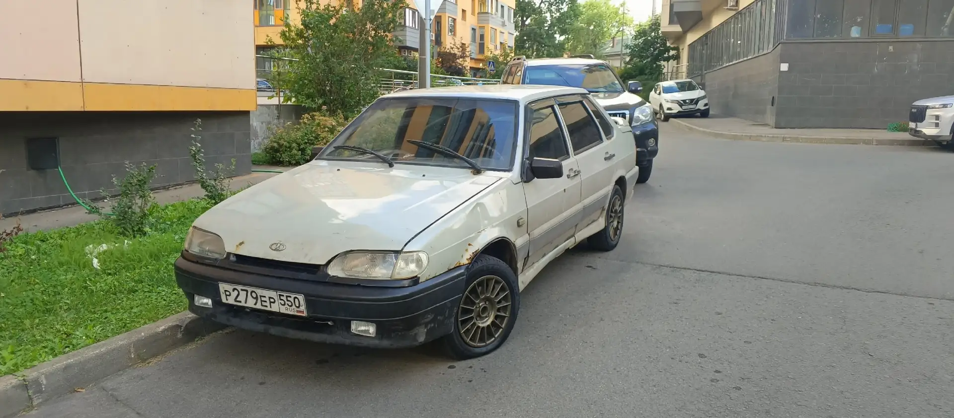 Всем доброго времени суток. Ваз 2115 с живым силовым кузовом в круг.