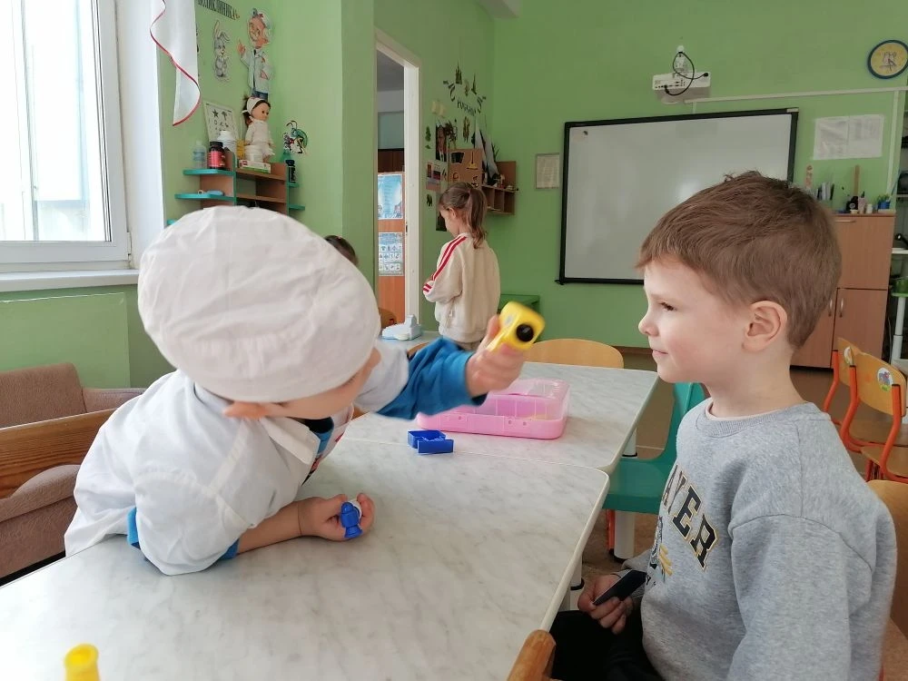 "Бусинках" кипит жизнь: погружение в мир игры "Больница"! 🏥💖