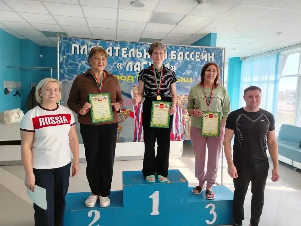 Сегодня на плавательном бассейне «Лагуна» состоялись соревнования по плаванию в рамках ...