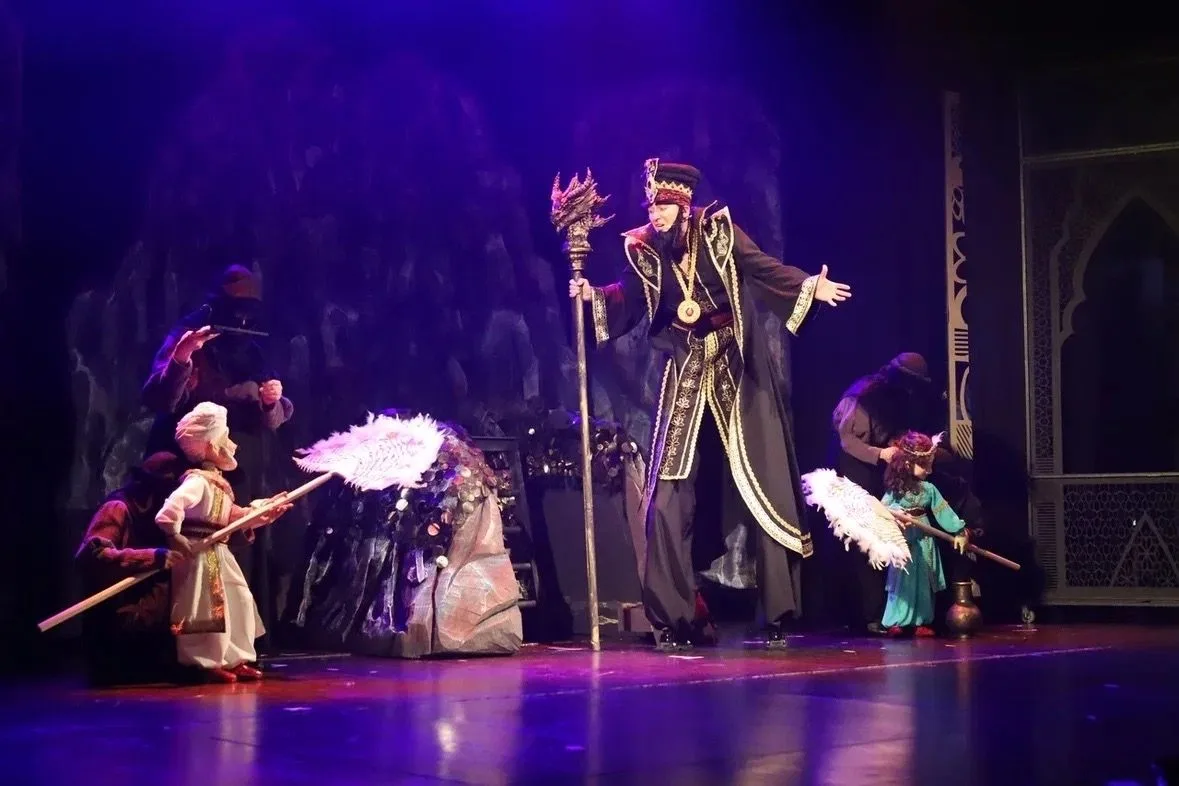 🎭 «Театральный обмен»: Хакасский театр кукол «Сказка» приезжает в Красноярск