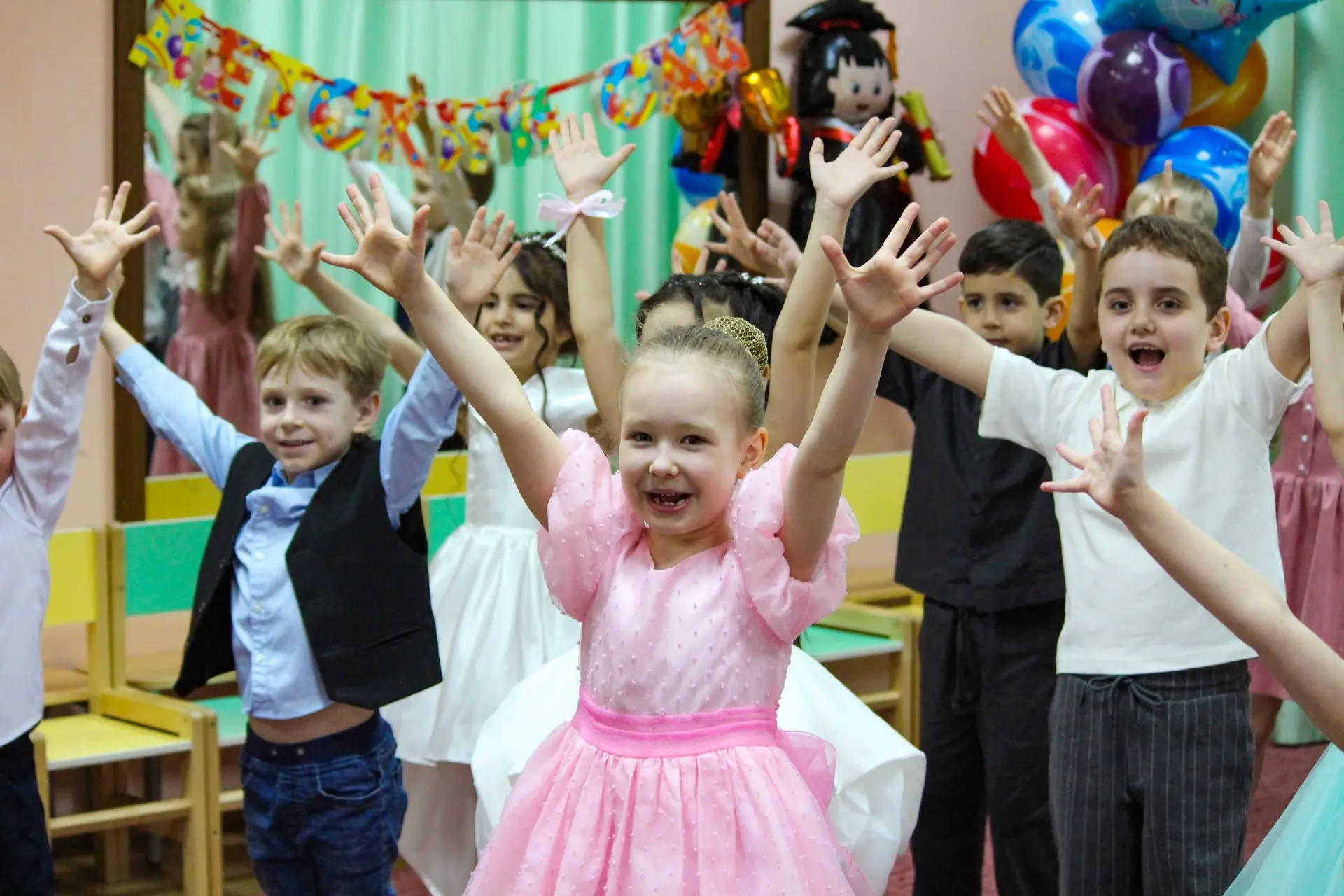 ДО СВИДАНИЯ, ДЕТСКИЙ САД!✨  28 и 29 апреля в дошкольных зданиях № 3 и № 8 прошли выпускные наших дош
