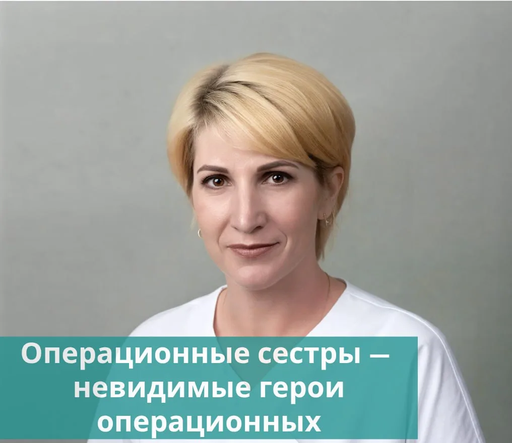 ✨Их лица закрыты от пациентов, под медицинской маской видны только их внимательные глаз...