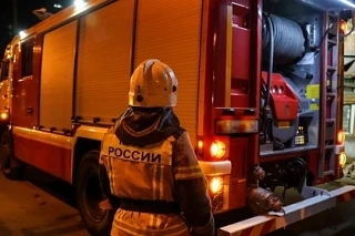 В Самарской области сгорел продуктовый магазин в селе Девлезеркино