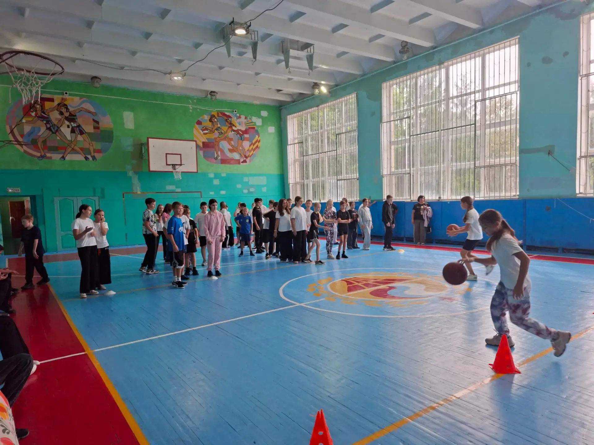 Среди параллелей 2-6 класс провели отличные ВЕСЕЛЫЕ СТАРТЫ! 🏆