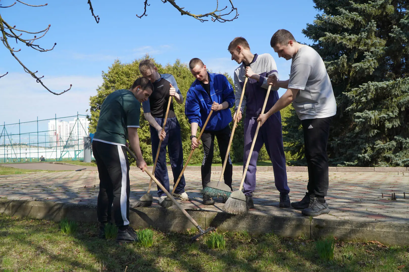 ⭐️ В институте состоялся традиционный экологический субботник  🗓 Ежегодно в рамках общероссийской ак