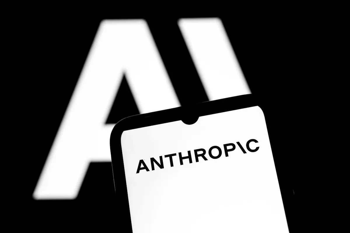 📉Новый сервис Anthropic обвалил облачных гигантов

Akamai потерял 17%, Cloudflare — 13,5%, DigitalO