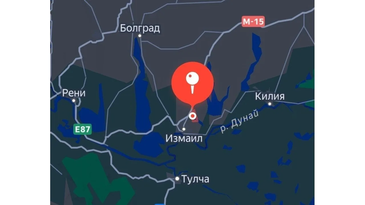 ‼️🔥Трасса в Одесской области, где засняли множество побитых дронами фур, находится под...