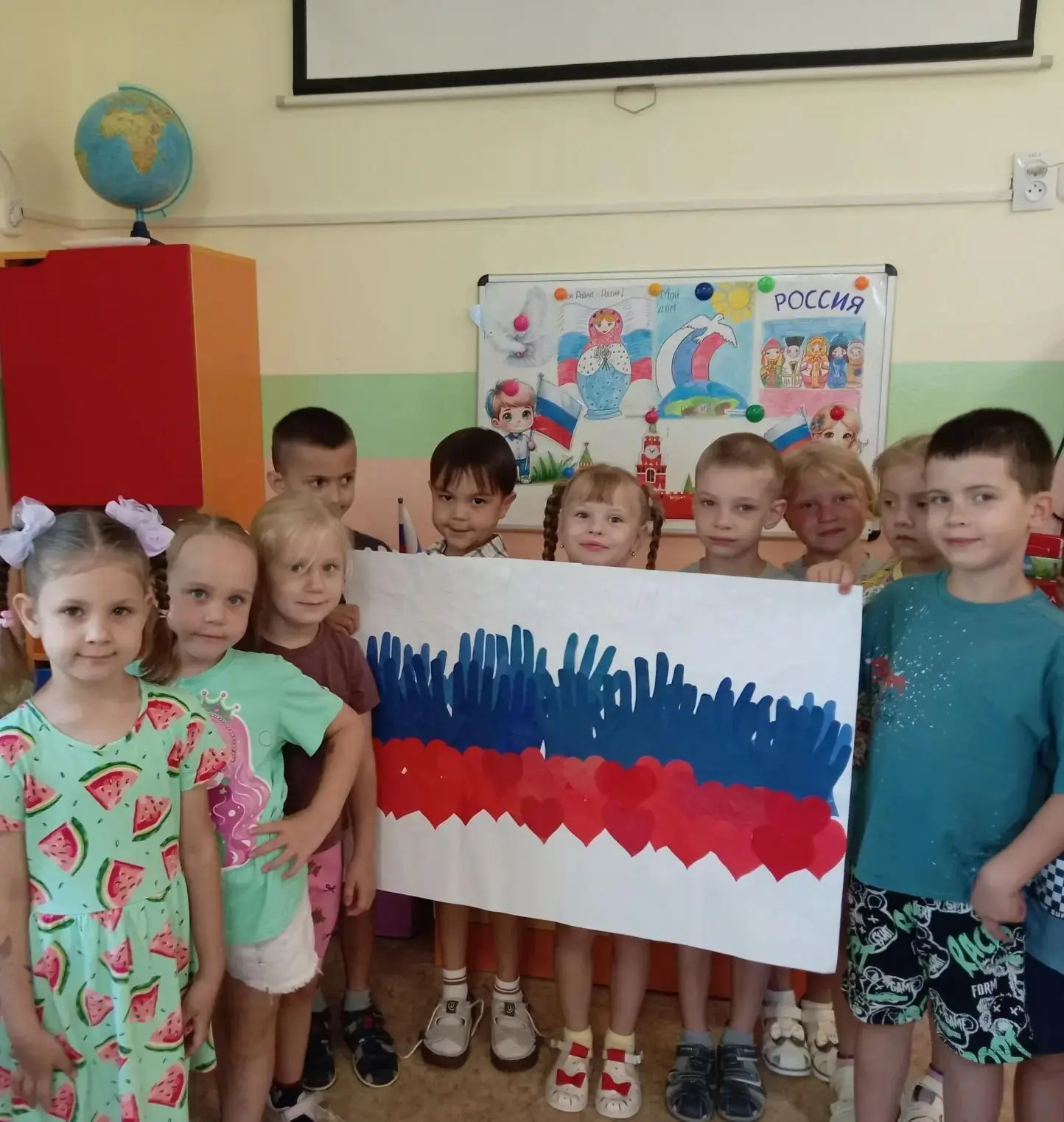 Флаг у нас прекрасный -